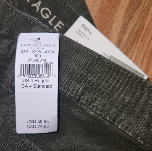 NWT American Eagle 90's Straight Leg Olive Green Corduroy Pant Size  4 - Picture 3 of 3